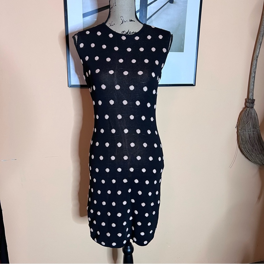 💚BCBGMaxAzria knit sheath dress - Picture 2 of 9